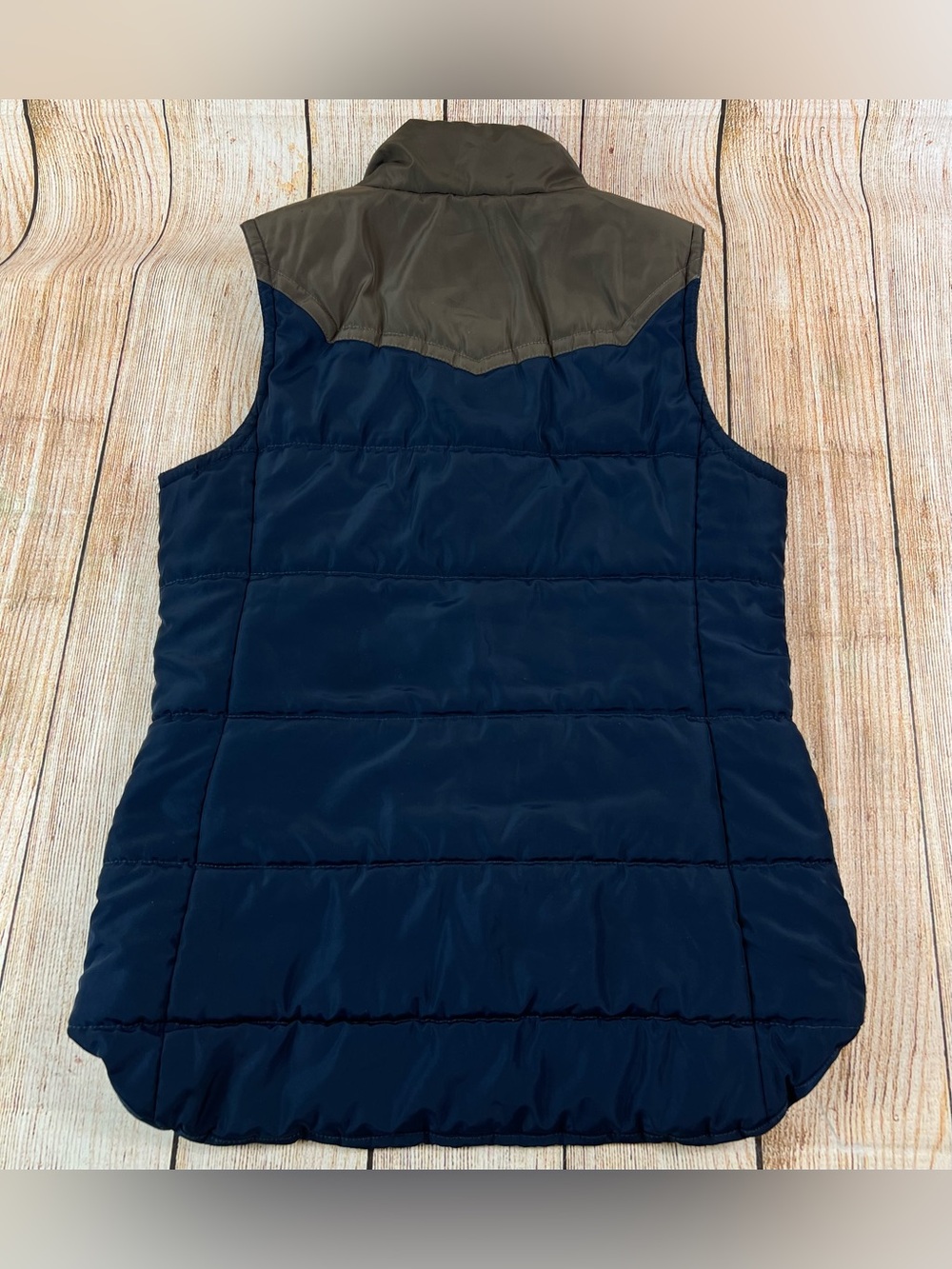 Women’s Ariat Western Blue Brown Full Zip Button Vest Size Small - Picture 2 of 8